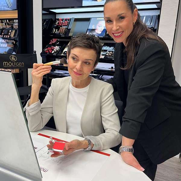 Make Up Training Deluxe